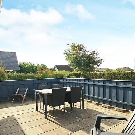 4 Person In בית נופש *