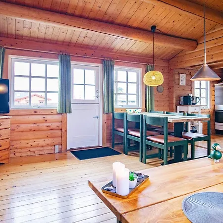 4 Person In * אסנס