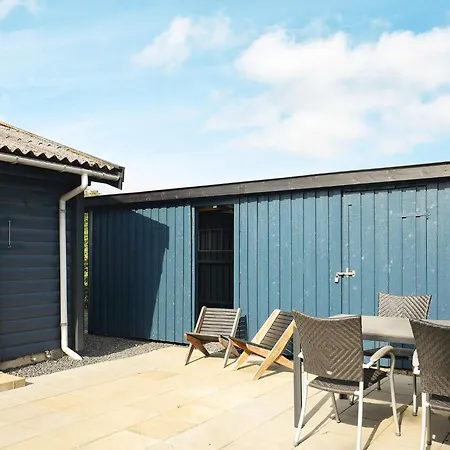 4 Person In Semesterbostad Assens