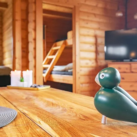 4 Person In Semesterbostad *