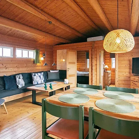 Semesterbostad 4 Person In