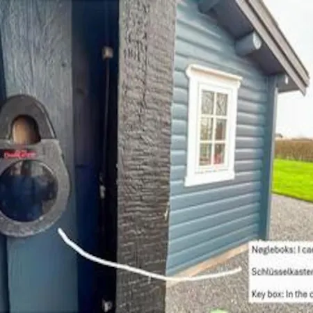 Hébergement de vacances 4 Person In *